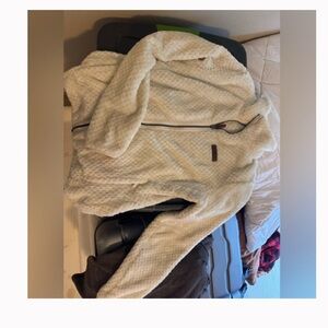 Sherpa Columbia jacket